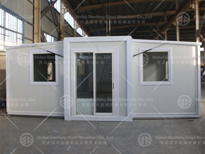 expandable house