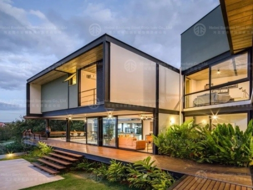 expandable house