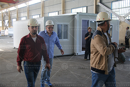 Jordan cutomer visit our factory
