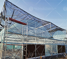 Shading system in greenhouse
